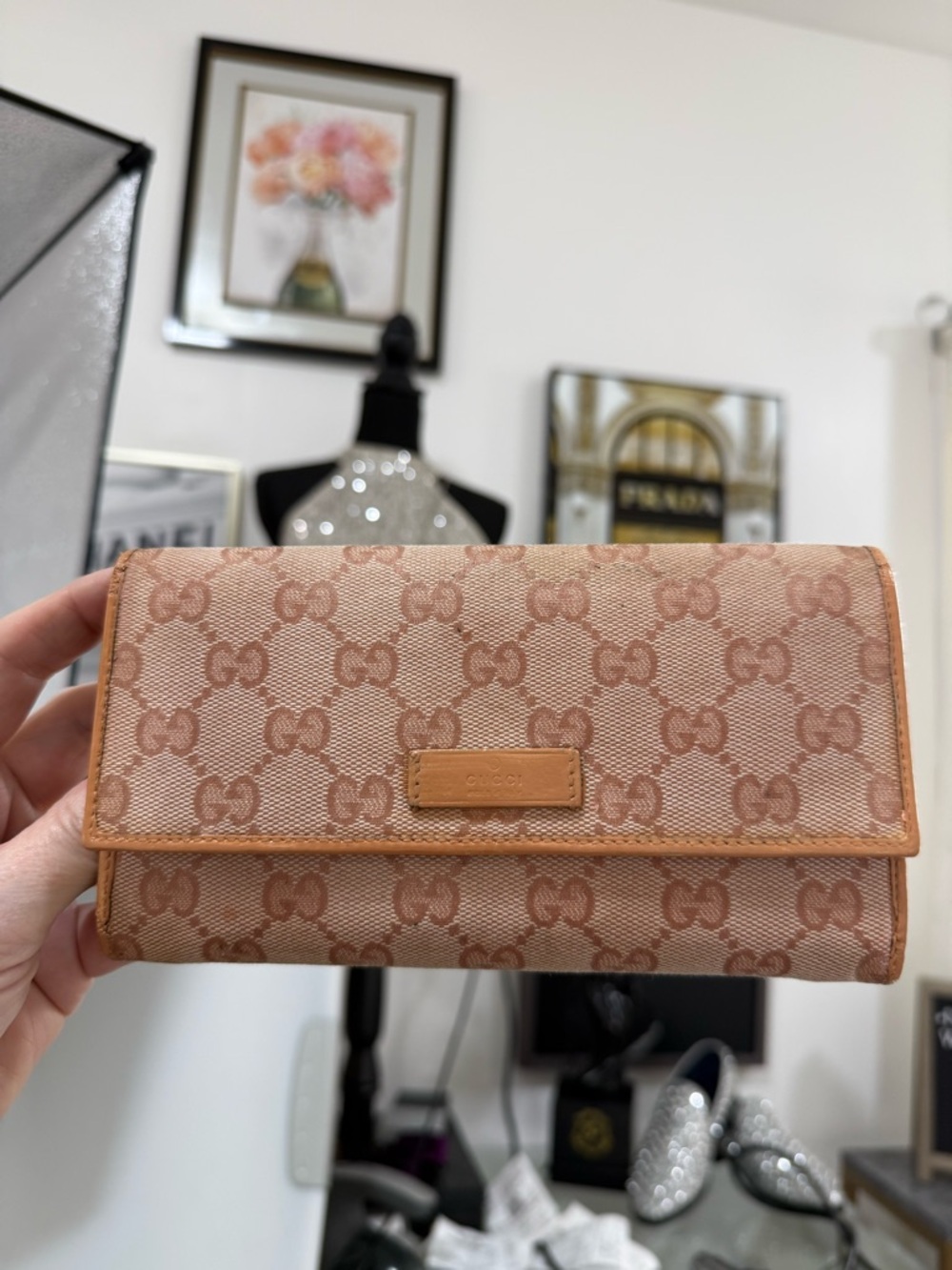 Gucci Tan Monogram Continental Wallet - Picture 1 of 11